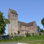 Lügde, kath. Kirche St. Kilian, Außenansicht von Südwesten. Foto: LWL/Dülberg.  (vergrößerte Bildansicht wird geöffnet)